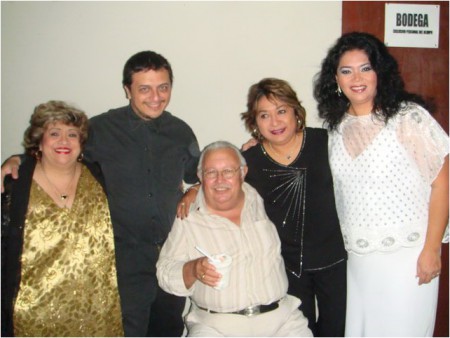 Con Pedro Herrera, Ramón Triay (qepd), Angélica Balado y Marilú Basulto.